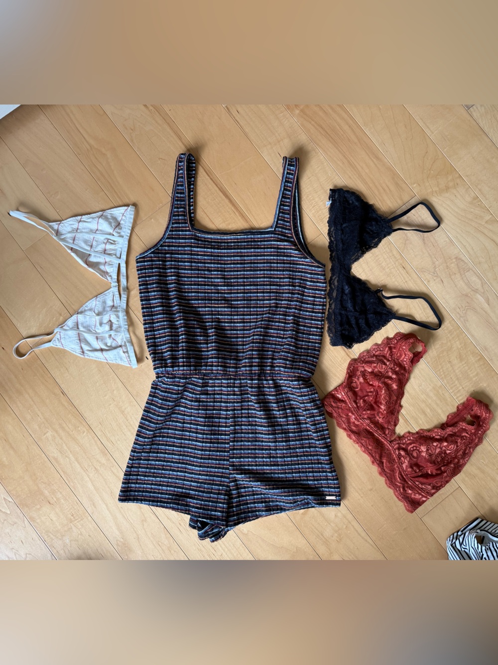 Volcom Romper & 3 bralettes set 🛹